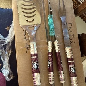 FSU bar-b-q set